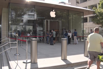 iPhone 17 Türkiye’de satışa çıktı, mağaza önleri boş kaldı