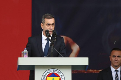 Fenerbahçe Kongresi'nin Divan Başkanı Şekip Mosturoğlu'ndan üyelere "adalet ve saygı" çağrısı