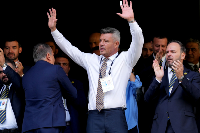 Fenerbahçe Olağanüstü Genel Kurulunda Sadettin Saran’a yoğun ilgi