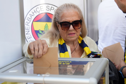Fenerbahçe Olağanüstü Seçimli Genel Kurulu Şükrü Saracoğlu’nda başladı