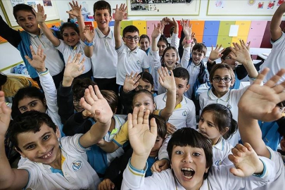 15 Tatil ne zaman başlıyor, ne zaman bitiyor? MEB 2026 yarıyıl tatili tarihlerini açıkladı