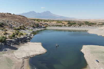 Aksaray’da Güzelyurt Göleti’nde su dörtte üç azaldı