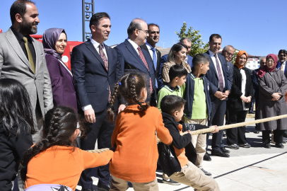 “Bir Anadolu Şenliği” Bitlis’te coşkuyla başladı