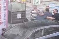 Esenyurt’ta sokak ortasında şiddet