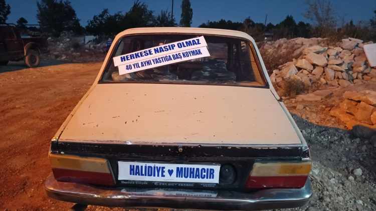 Mersin’de 40 yıllık gelinlik hayali gerçek oldu 3