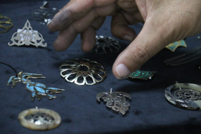 Sivas Olgunlaşma Enstitüsü, eşsiz cami motiflerini takılara işledi