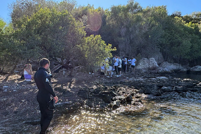 Göçmen tacirleri, Yunanistan vaadiyle adaya bıraktı