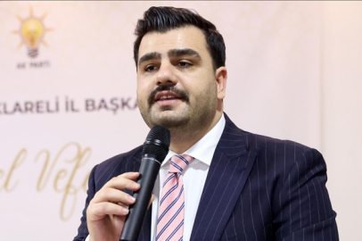 AK Parti’den CHP’ye İzmir çöp tepkisi: “5 milyon kişiyi çöplerin ortasına mahkum ettiniz”