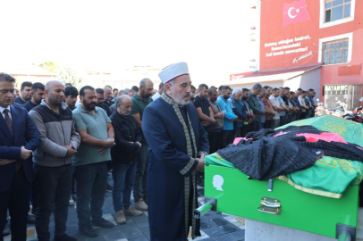 Boğazına kek kaçan öğrenci hayatını kaybetti