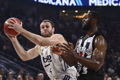 Cumhurbaşkanlığı Kupası'nda tribün olayları nedeniyle 15 dakika ara verildi