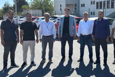 İYİ Parti Diyarbakır İl Başkanı Erenkara, Diyarbakır’daki servis şoförlerinin taleplerini dinledi