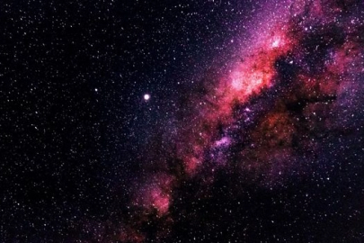 25 Eylül 2025 Perşembe burç yorumları: Günün astrolojik enerjileri ve dikkat edilmesi gerekenler