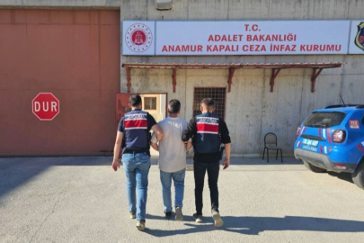 Mersin Bozyazı'da jandarmadan yasaklı madde operasyonu: 1 kişi tutuklandı