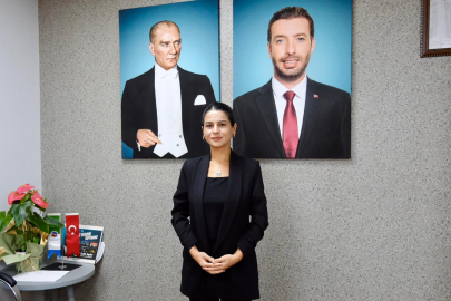 Ceyhan’da üniversiteye yeni kayıt yaptıran öğrencilere 5 bin TL burs desteği