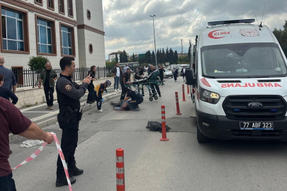 Yalova adliyesi önünde silahlı saldırı