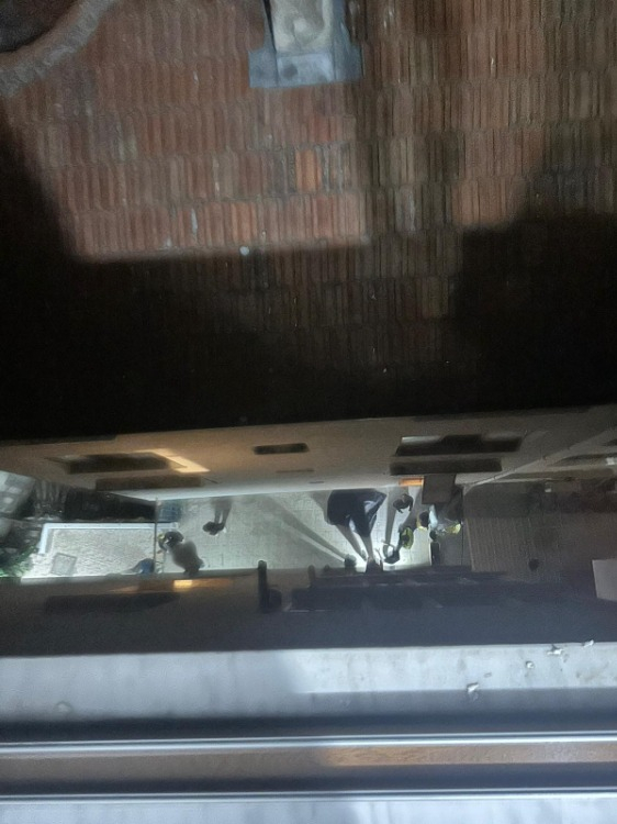 Kapalı terastan düşerek yaşamını yitirdi