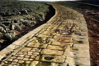 Kadim kent Antakya'dan Halep'e uzanan Roma yolu