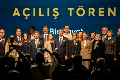 Ferdi Zeyrek’in adı vakıfla yaşatılacak: Açılışa Özgür Özel de katıldı