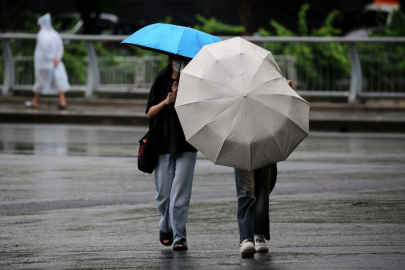 Vietnam’ı Vuran Bualoi tayfunu: 8 Ölü, 17 balıkçı kayboldu