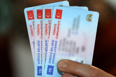 Eski tip sürücü belgelerinin yenilenmesi uyarısı