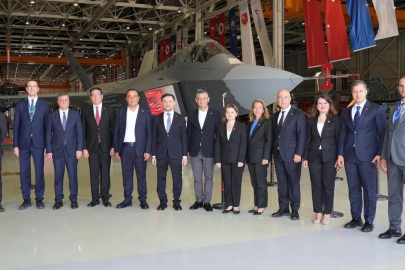 Özgür Özel’den KAAN mesajı: Milli gururumuzun sonuna kadar arkasındayız