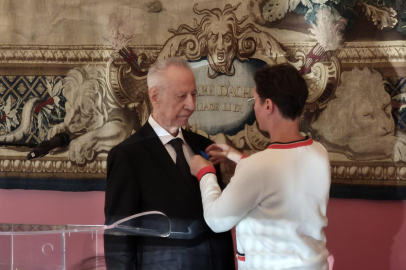 Adana Alliance Française Başkanı Aydın Önen’e Fransa’dan Şövalye Nişanı