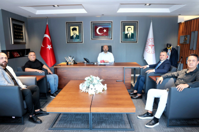 Adana’da sağlık çalışanlarının talepleri masaya yatırıldı