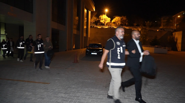 Kırıkkale’de Yahşihan Belediye Başkanı Ahmet Sungur ve yöneticilerin mal varlıklarına el konuldu 2