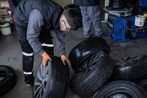 2025 Zorunlu Kış Lastiği Uygulaması Ne Zaman Başlıyor? Cezası Ne Kadar?