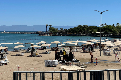 Yazdan kalma gün yaşadılar: Ekim ayında denize girdiler