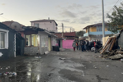 Tekirdağ'da cenaze evi savaş alanına döndü: 2 ölü, 2 yaralı