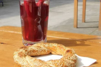 Adana’da sabah kahvaltısının vazgeçilmezi: Simit ve şalgam