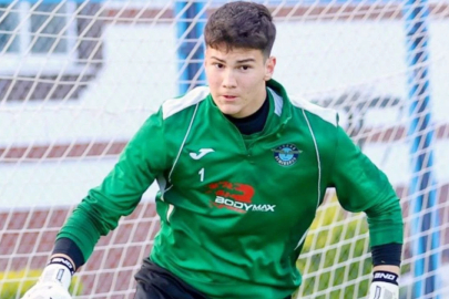 Adana Demirsporlu kaleci Mustafa Yiğit Durmaz, U18 Milli Takım kampında