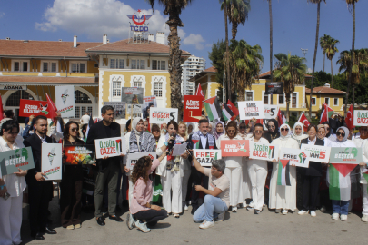 AK Parti Adana Kadın Kolları’ndan Gazze için “Sessiz Çığlık” yürüyüşü
