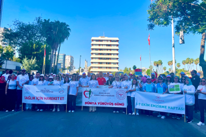 Adana’da ‘Meme Kanseri Farkındalık Yürüyüşü’ düzenlendi