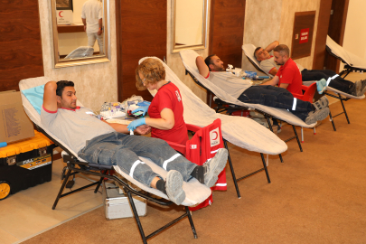 Adana OSB'de Kızılay iş birliğiyle kan bağışı kampanyası