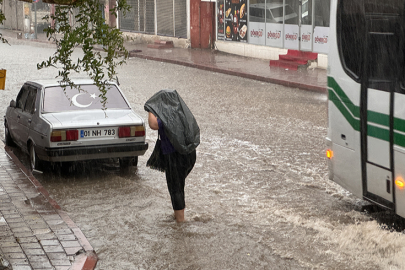 Doğu Akdeniz ve Adana için kuvvetli gök gürültülü sağanak uyarısı