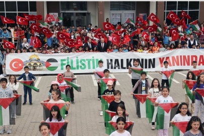 Öğrenciler Gazze için tek yürek oldu