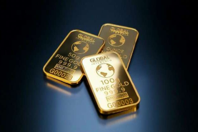 Altın fiyatlarında tarihi rekor: Ons altın 4 bin doları, gram altın 5 bin 400 lirayı aştı