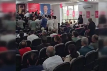 CHP Samandağ ilçe kongresinde kavga çıktı