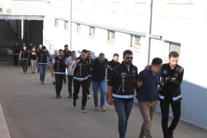 Adana'da sahte tapu vurgunu: 80 milyonluk dolandırıcılık şebekesi çökertildi