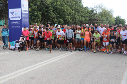 Adana'da 'Lezzet Festivali Koşusu 'su renkli anlara sahne oldu