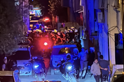 Adana'da polislere mukavemette bulunup ekip motosikletine zarar veren zanlı tutuklandı