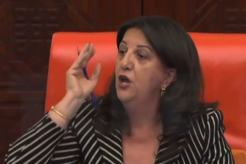 TBMM'de İYİ Parti ve DEM Parti milletvekilleri arasında sert diyaloglar yaşandı