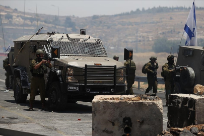 İsrail güçleri Ramallah çevresindeki kontrol noktalarını kapattı: Filistinliler şehir dışına çıkamıyor