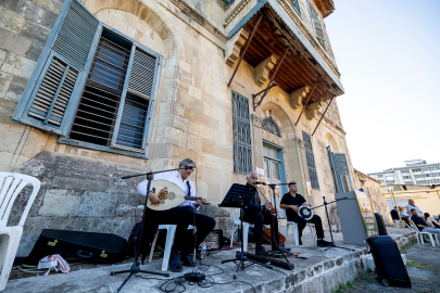 Akdeniz’in renkleri ‘Çağdaş Sanat Bienali'nde buluştu
