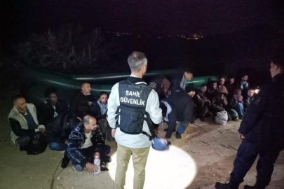 İzmir açıklarında 33 düzensiz göçmen kurtarıldı, 50 göçmen yakalandı