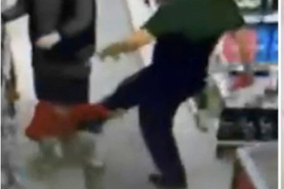 Markette çocuğunu tekmeleyen baba gözaltında