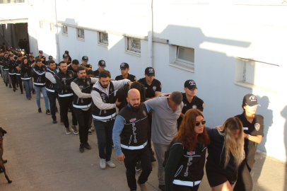 Adana merkezli dev “Bayğaralar” operasyonu: Suç imparatorluğu çökertildi, 96 kişi tutuklandı!