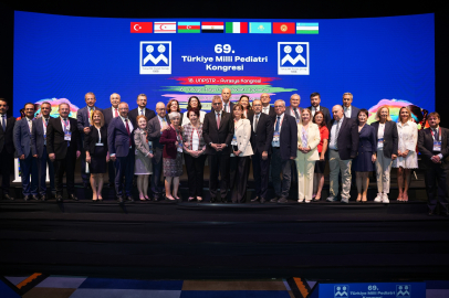 Bakan Memişoğlu: Sağlıkçılar artık sadece hizmet değil, bilgi de üretecek